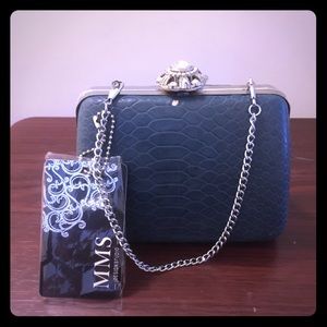 Clutch purse